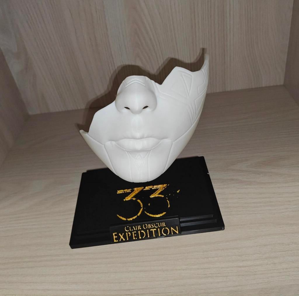 Masker Alicia Clair Obscur Expedition 33, Verzamelen, Ophalen, Zo goed als nieuw