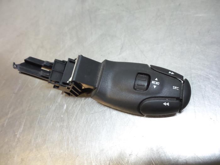 Commande radio volant d'un Citroen Berlingo, Autos : Pièces & Accessoires, Commande, Citroën, Utilisé, Enlèvement ou Envoi