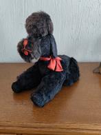 Caniche vintage (années 60 ?), couché, Enlèvement ou Envoi, Utilisé, Chien ou Chat, Statue ou Figurine