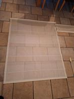 3 optrekgordijnen, Enlèvement