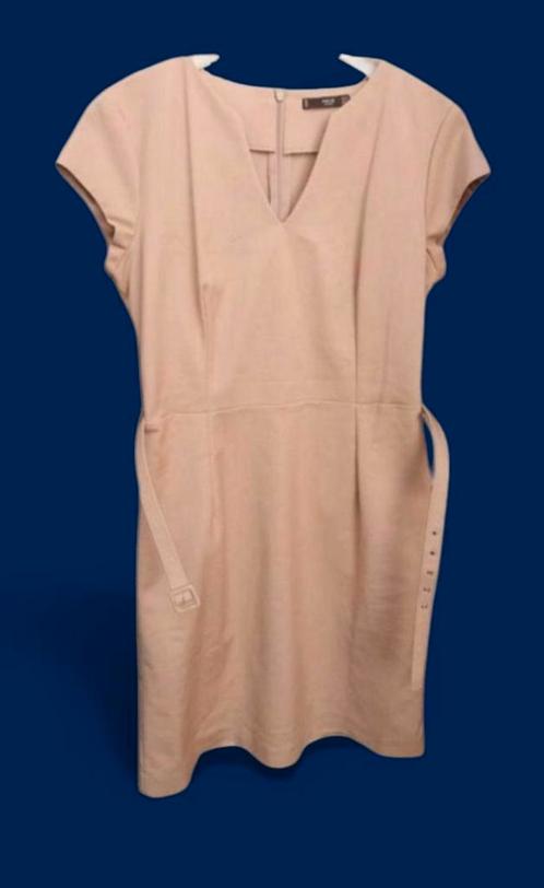 ✨️MNG Jurk - Maat L valt kleiner- In Nieuwstaat✨️✨️, Kleding | Dames, Jurken, Nieuw, Maat 42/44 (L), Beige, Knielengte, Ophalen of Verzenden