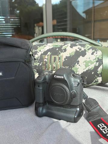 Canon EOS 6D + Battery Grip beschikbaar voor biedingen