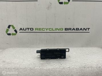 Antenneversterker Audi A5 Sportback 8TA ORIGINEEL 8T8035225C beschikbaar voor biedingen
