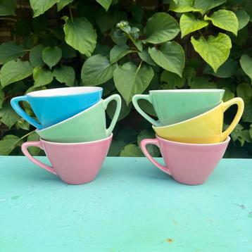 6 vintage kopjes Boch Miami pastel (1957-62) beschikbaar voor biedingen