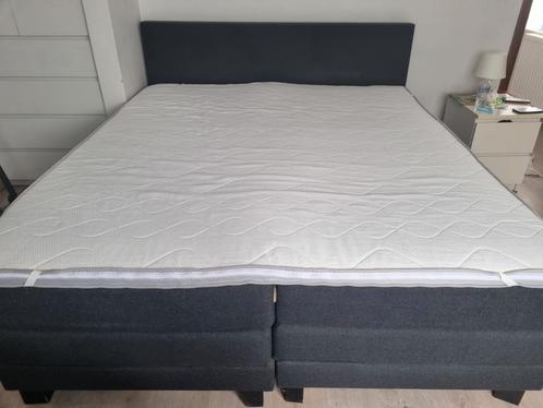 Moet weg: Elektrische boxspring 180x200, Huis en Inrichting, Slaapkamer | Boxsprings, Gebruikt, 180 cm, 200 cm, Tweepersoons, Grijs