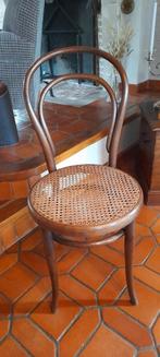 Stoel Thonet met stempel, Ophalen