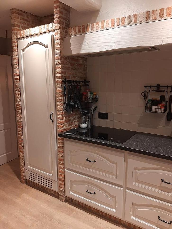 Volledige keuken met alle toestellen, Huis en Inrichting, Keuken | Complete keukens, Zo goed als nieuw, Dubbelwandige keuken, Crème