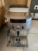 Deux machines à café expresso, Machine à espresso, Réservoir d'eau amovible, Café en grains, Enlèvement