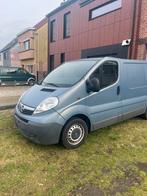 Opel Vivaro, Autos, Camionnettes & Utilitaires, 3 places, Boîte manuelle, Particulier, Attache-remorque