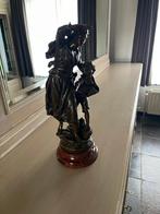 BRONZEN BEELD, Enlèvement