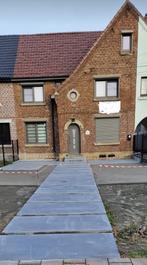 Te koop huis, Immo, Huizen en Appartementen te koop, Tussenwoning, 7 kamers, Genk, 200 tot 500 m²