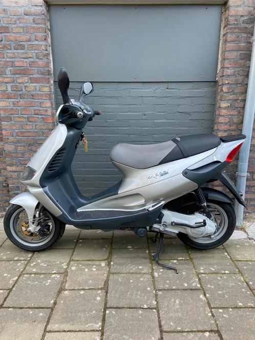 Piaggio Skipper St Lx 150cc Gilera runner 180cc 125cc Skr, Fietsen en Brommers, Snorfietsen en Snorscooters, Zo goed als nieuw