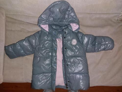 Zeer warme jas met capuchon 9-15 maanden, Kinderen en Baby's, Babykleding | Maat 80, Jasje, Ophalen of Verzenden