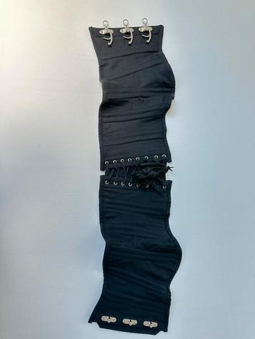 Korset Dracula Clothing beschikbaar voor biedingen