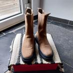 Bottes femme, Enlèvement, Porté