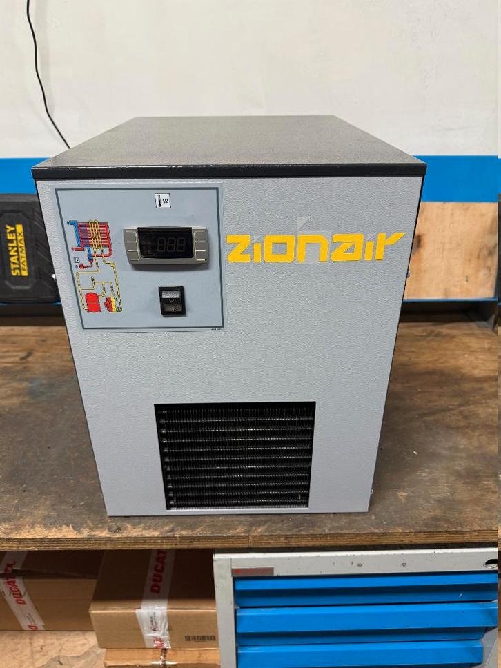 Nieuwe persluchtdroger 350L/min, Doe-het-zelf en Bouw, Compressors, Nieuw, 10 bar of meer, 200 tot 400 liter/min, Ophalen of Verzenden