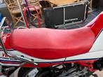Gezocht : zwart zadel yamaha rd350 31k, Ophalen of Verzenden