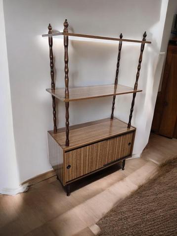 vintage openstaande rek / etagere / kast beschikbaar voor biedingen