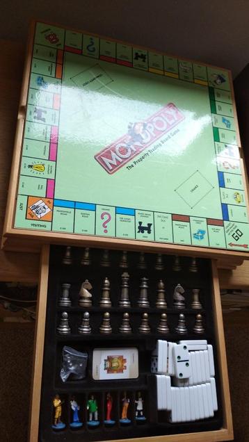 Deluxe massief houten monopoly enz