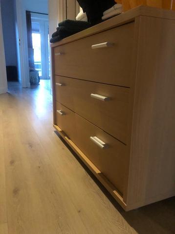 Commode laatste kans alles moet weg beschikbaar voor biedingen