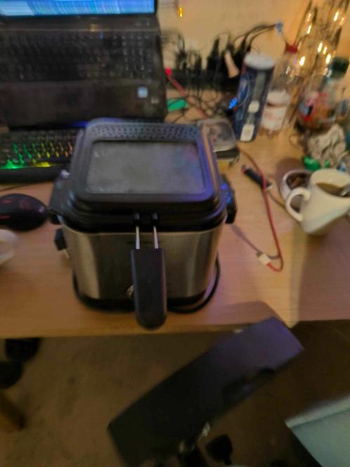 frietpot, Elektronische apparatuur, Frituurpannen, Gebruikt, 1 tot 2 liter, Uitneembare binnenpan, Ophalen