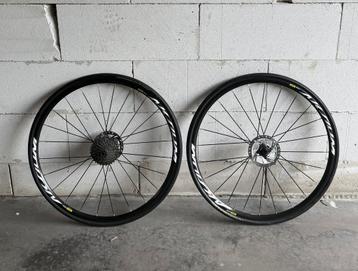 Mavic aksium beschikbaar voor biedingen