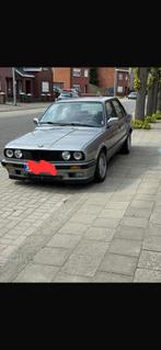OLDTIMER BMW 320i e30 1988samen met bbs velgen en banden!!, Auto's, Oldtimers, Te koop, Airbags, Zilver of Grijs, Benzine