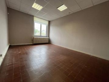 Bureau à louer à Saint-Ghislain beschikbaar voor biedingen