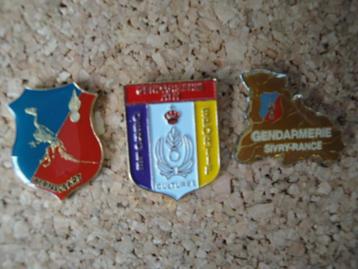 Pin Gendarmerie Rijkswacht BERNISSART, ATH, SIVRY-RANCE, Enlèvement ou Envoi, Comme neuf