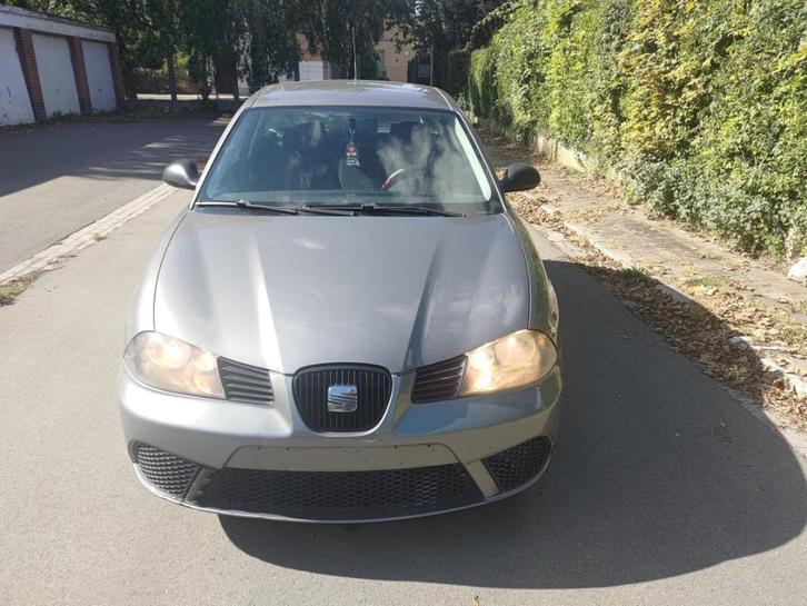 Seat ibiza à vendre 850€, Autos, Seat, Particulier, Ibiza, Diesel, Euro 4, Autre carrosserie, 3 portes, Boîte manuelle, Argent ou Gris