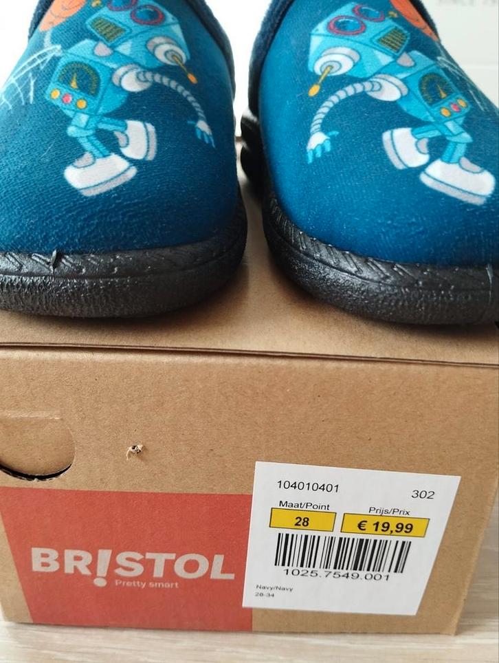 Nieuwe blauwe jongenspantoffels - maat 28, Kinderen en Baby's, Kinderkleding | Schoenen en Sokken, Nieuw, Ophalen