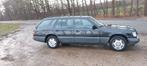 Mercedes w124 250 td 1993 oldtimer, Auto's, Mercedes-Benz, 2500 cc, Stof, Zwart, Zwart
