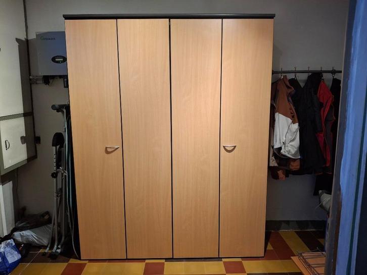 Grote opbergkast, Huis en Inrichting, Kasten | Overige, Gebruikt, Ophalen