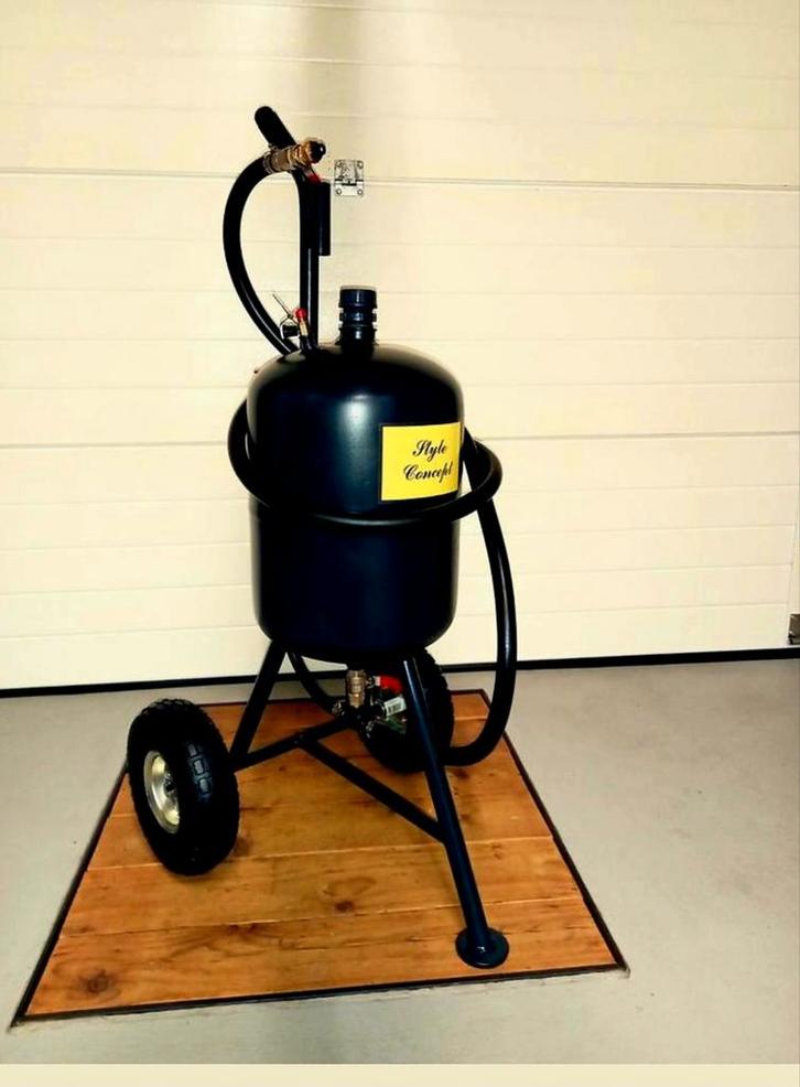 Aerogommeuse, sableuse 30 litres Neuve, sur commande., Bricolage & Construction, Matériel de nettoyage, Enlèvement