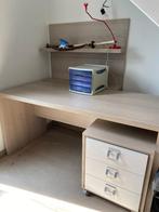 Puber BUREAU om een top schooljaar af te ronden, Huis en Inrichting, Bureaus, Ophalen, Zo goed als nieuw, Bureau