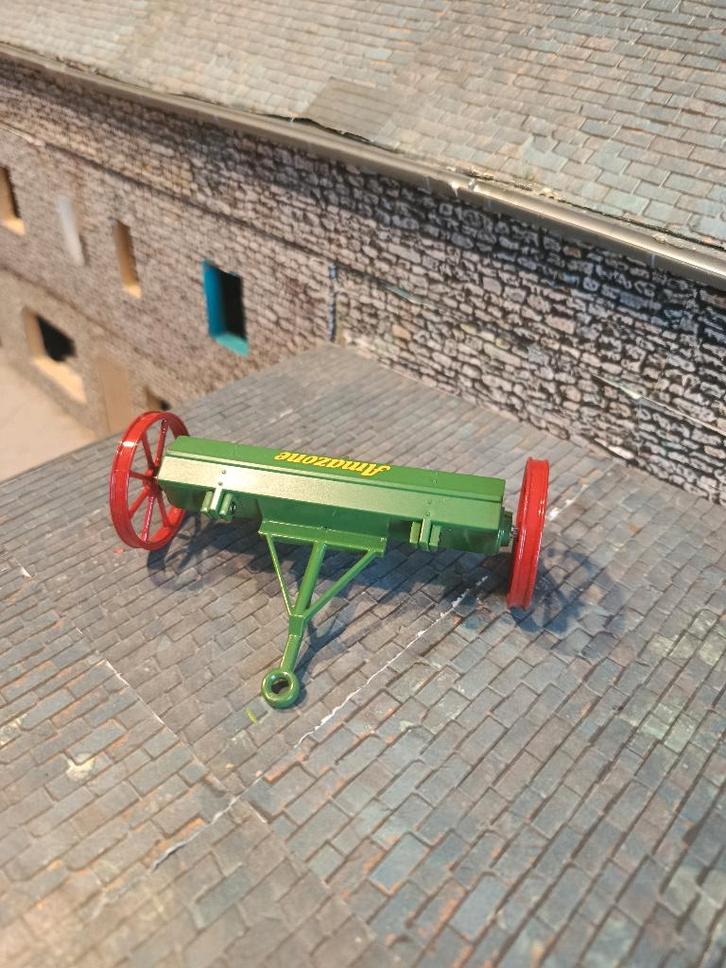 Amazon Siku Classic kunstmeststrooier, Hobby en Vrije tijd, Modelauto's | 1:32, Zo goed als nieuw, Tractor of Landbouw, SIKU, Ophalen of Verzenden