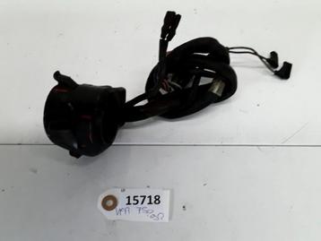 VFR750 1990 - 1993 Honda Elektrische bediening D1-25970 beschikbaar voor biedingen
