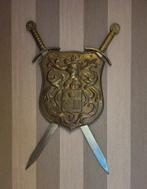 WAPENSCHILD - SCHOUWGARNITUUR, Antiek en Kunst, Ophalen
