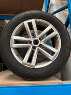 Volkswagen Amarok velg plus band pirelli scorpion 255/55R19, Auto-onderdelen, Ophalen, Gebruikt