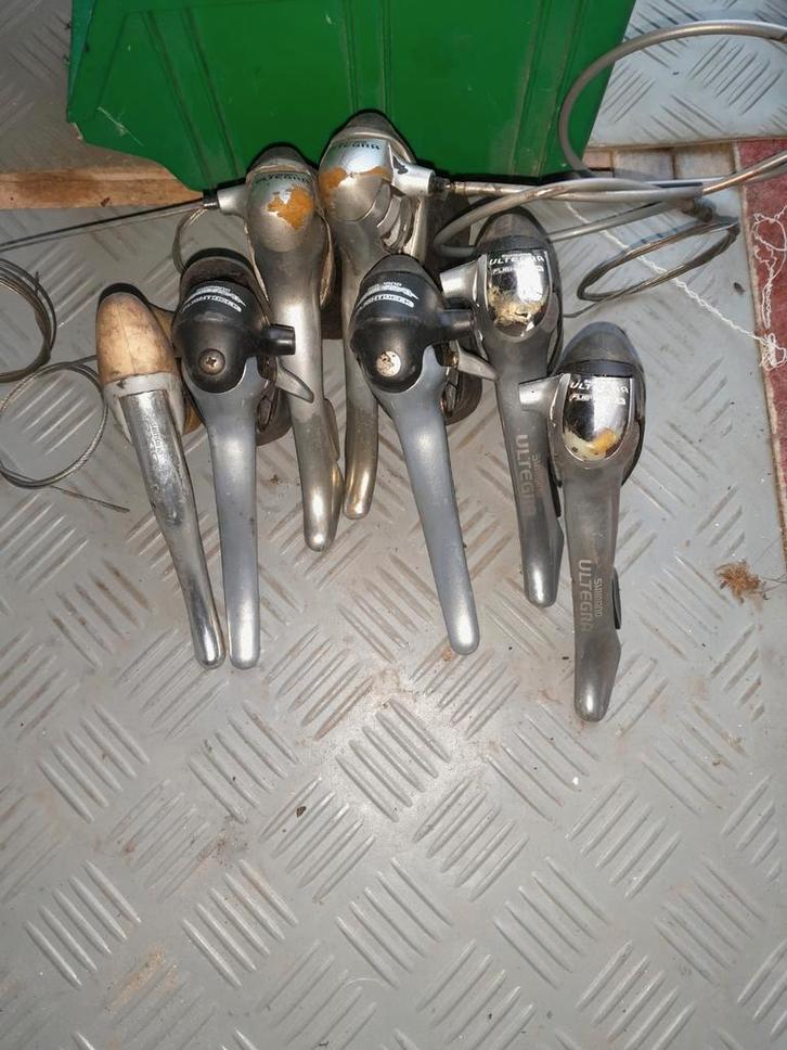 Lot shimano shifters, Sport en Fitness, Wielrennen, Gebruikt, Overige typen, Ophalen of Verzenden