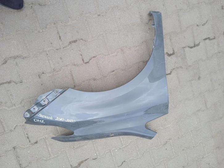 Toyota Sienna III 10- rechtervleugel, Auto-onderdelen, Carrosserie, Spatbord, Toyota, Gebruikt, Ophalen of Verzenden