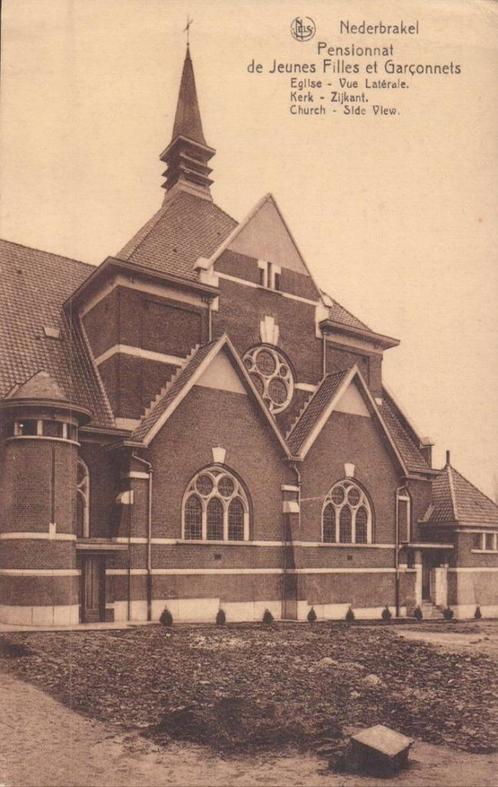 Nederbrakel Pensionnat Kerk Zijkant, Verzamelen, Postkaarten | België, Ongelopen, Oost-Vlaanderen, 1920 tot 1940, Ophalen of Verzenden