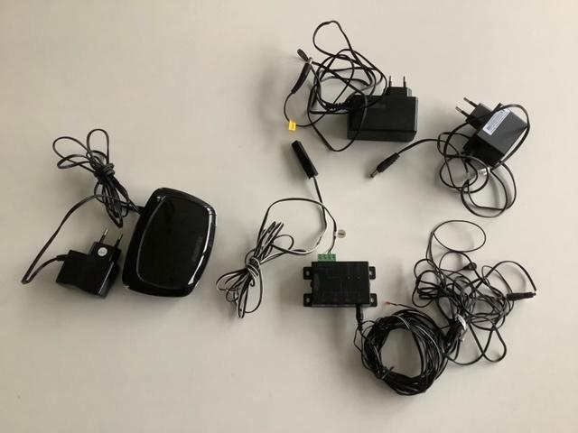 Marmitek IR Control Pro8 + Invis Contr 4 module, TV, Hi-fi & Vidéo, Télécommandes, Utilisé, Universel, Enlèvement