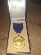 Médaille Militaire Léopold 2, Postzegels en Munten, Penningen en Medailles, Ophalen, Brons