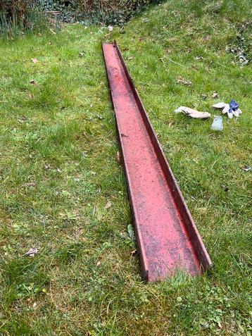 Poutrel UPN profiel 330cm. 18x7cm beschikbaar voor biedingen