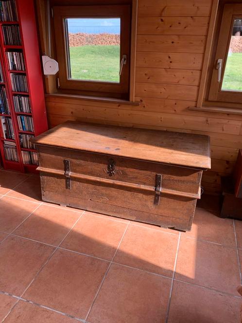 Oude kist, Huis en Inrichting, Woonaccessoires | Kisten, Gebruikt, Ophalen