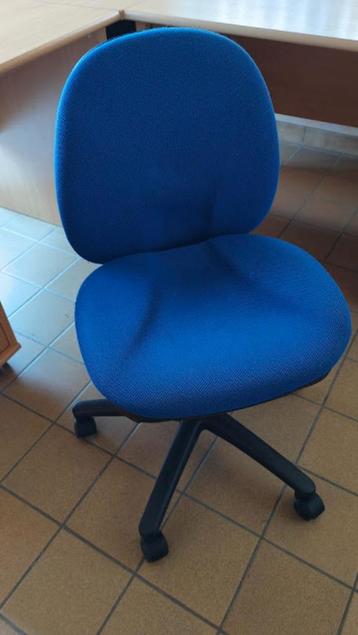 Bureaustoel beschikbaar voor biedingen