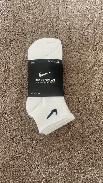 Nike sokken (38-42) beschikbaar voor biedingen