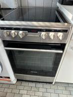 Kookvuur met oven. Thomson. Weinig gebruikt, Elektronische apparatuur, Fornuizen, Ophalen