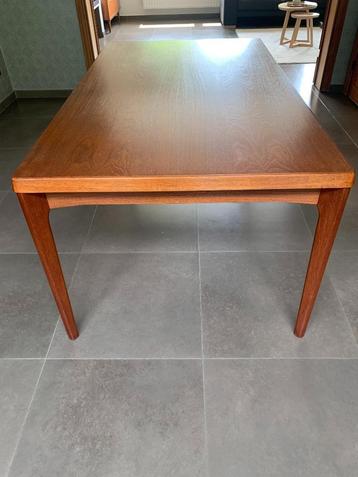 eettafel vintage Kjaernulf beschikbaar voor biedingen